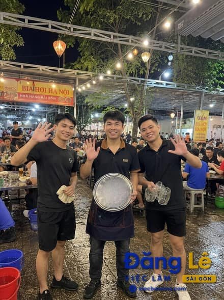 PHỐ BIA CẦN NHÂN VIÊN PHỤC VỤ - PHỤ BẾP