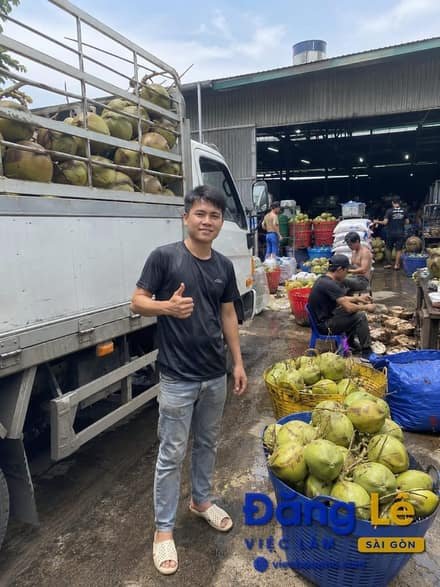TUYỂN TÀI XẾ VÀ NHÂN VIÊN PHỤ XƯỞNG DỪA