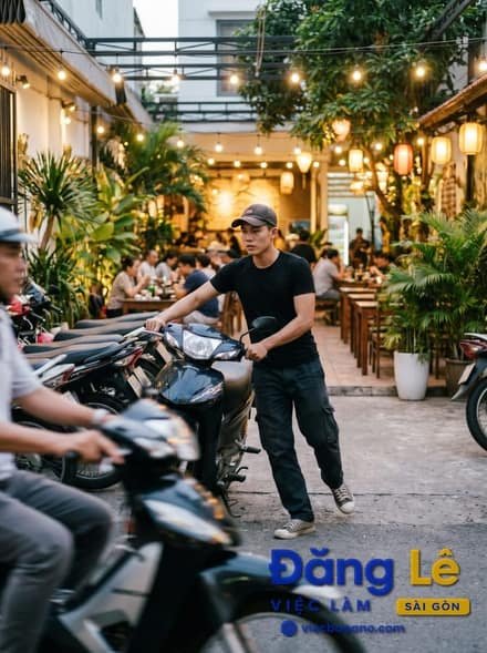 CẦN 2 GIỮ XE NHÀ HÀNG ẨM THỰC SÂN VƯỜN