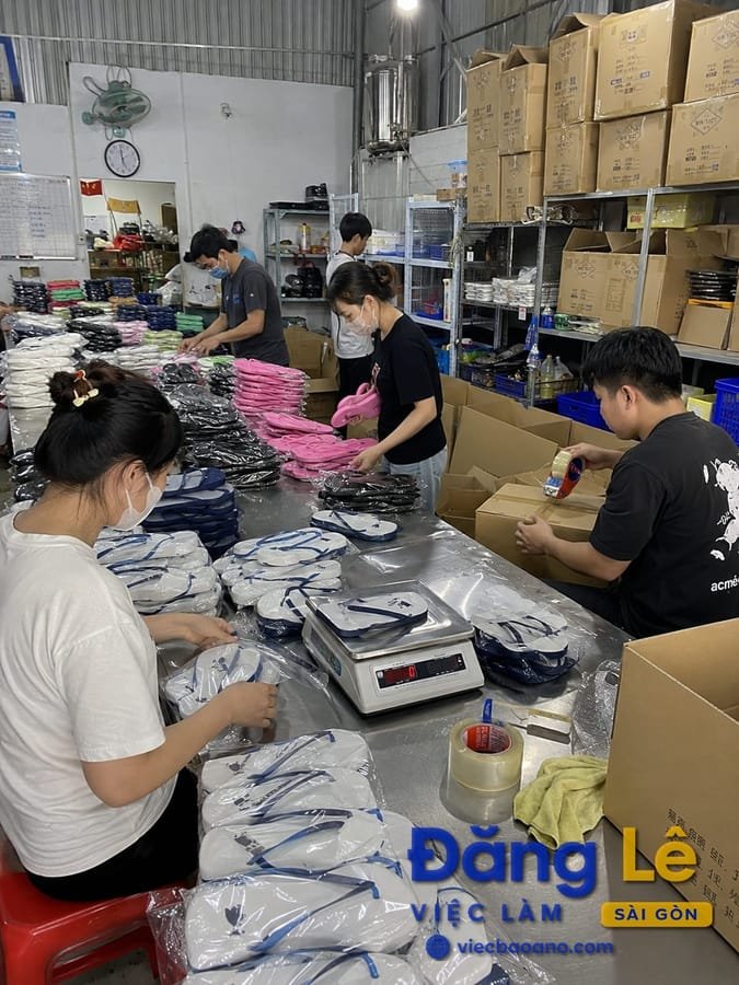 TUYỂN NAM/NỮ SẢN XUẤT GIÀY DÉP
