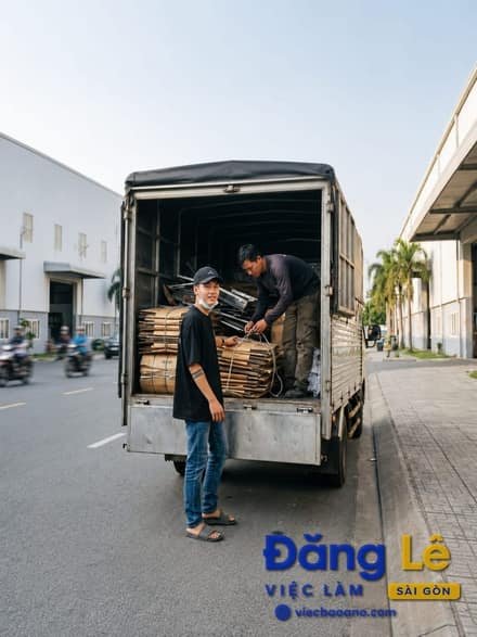 PHỤ THEO XE TẢI GOM HÀNG GIẤY CŨ