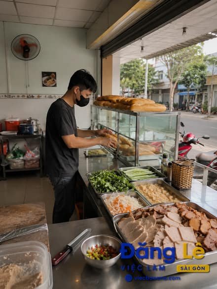 TUYỂN NHÂN VIÊN PHỤ TIỆM BÁNH MÌ