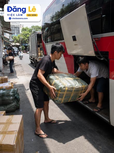 NHÀ XE TUYỂN BỐC XẾP HÀNG HÓA